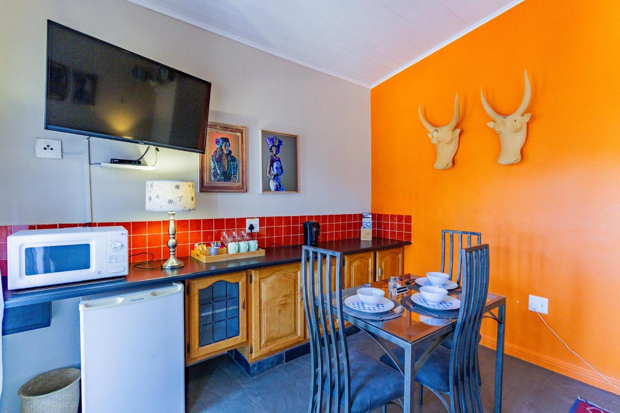 Pumleni Guesthouse Hartbeespoort Exteriér fotografie