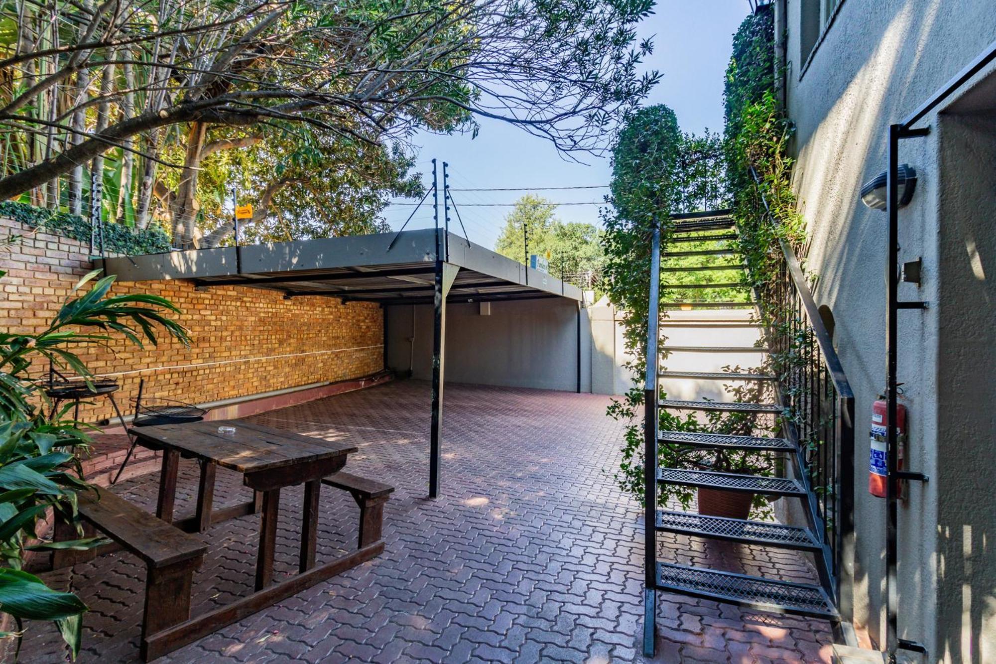 Pumleni Guesthouse Hartbeespoort Exteriér fotografie