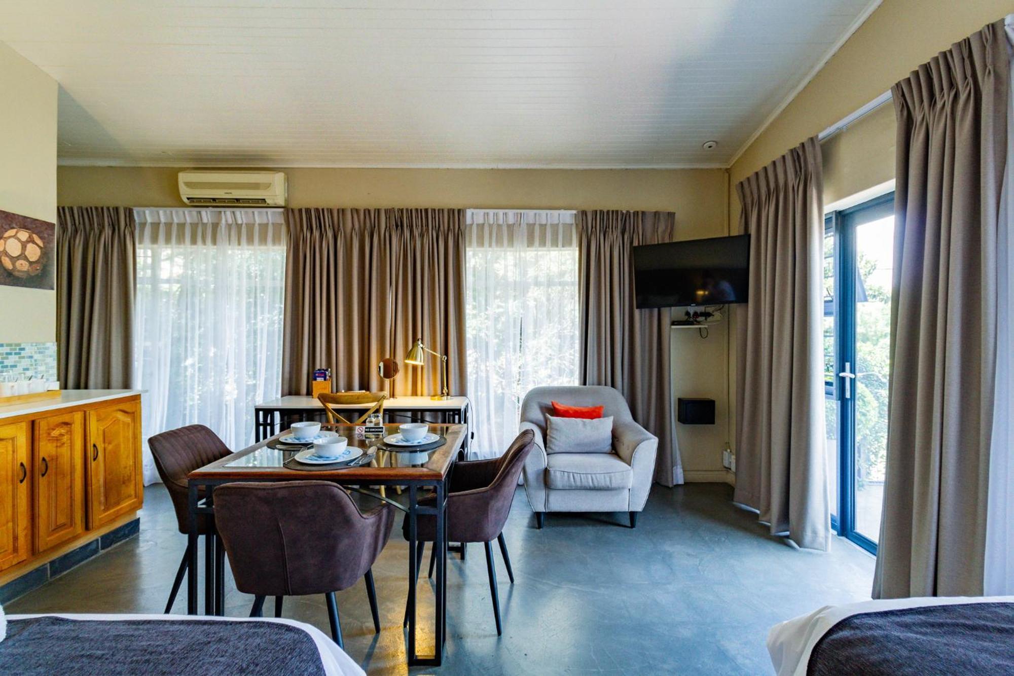 Pumleni Guesthouse Hartbeespoort Exteriér fotografie